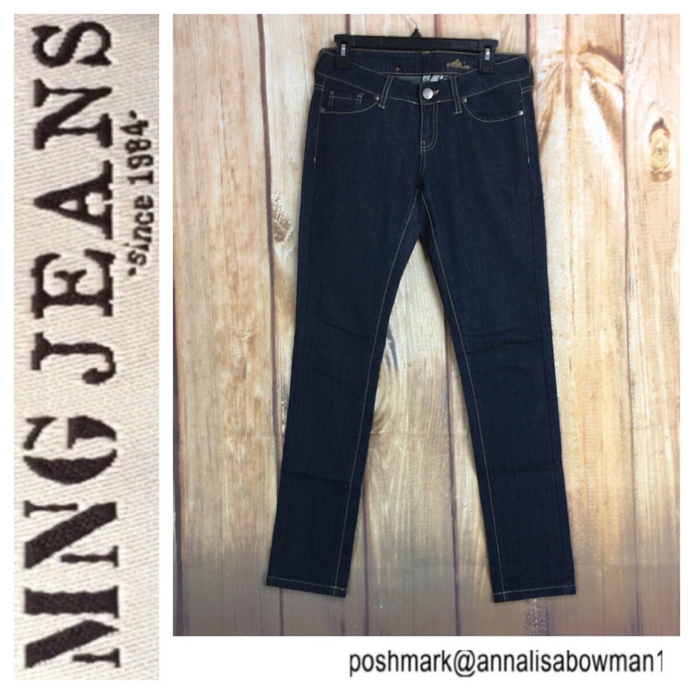 MNG Jeans Alice dark wash stretch straight size 6